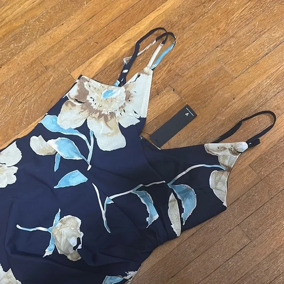 Draw You Close Navy Blue Floral Sleeveless Surplice Midi Dress - Picture 6 of 8